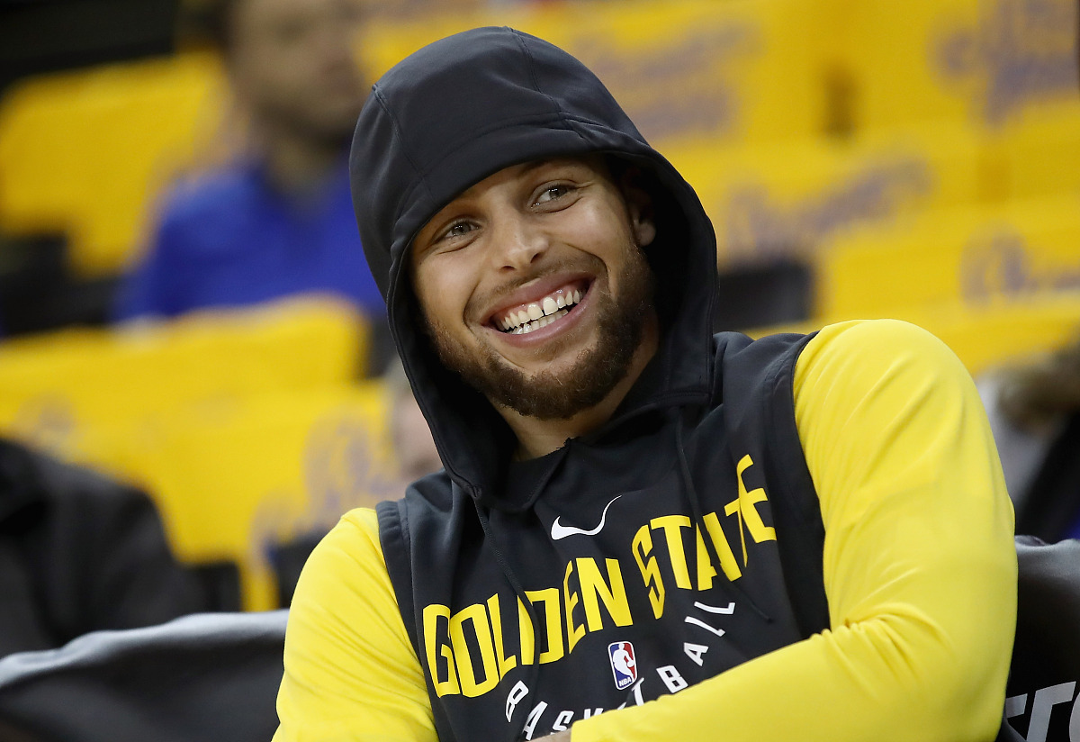 关于NBA总决赛转会期走向成谜；葡萄牙体育豪取连胜；媒体盛赞；团队化学反应显著的信息
